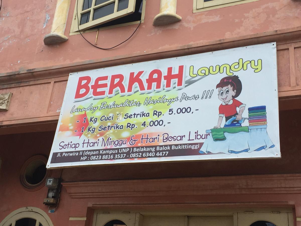 Astani Family Home Bukittinggi Eksteriør bilde